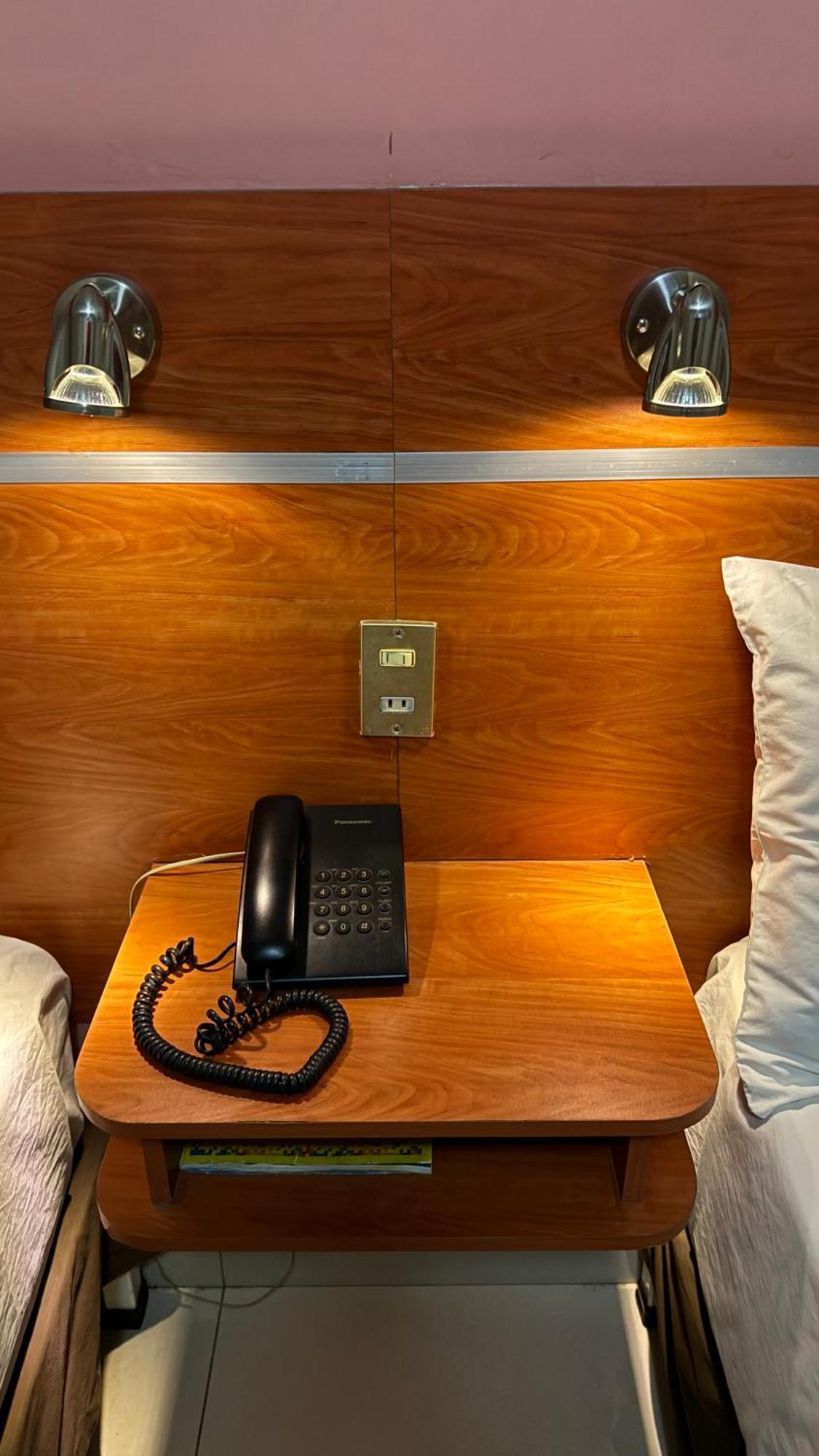 Hotel Ana Isabel Zamora  Extérieur photo